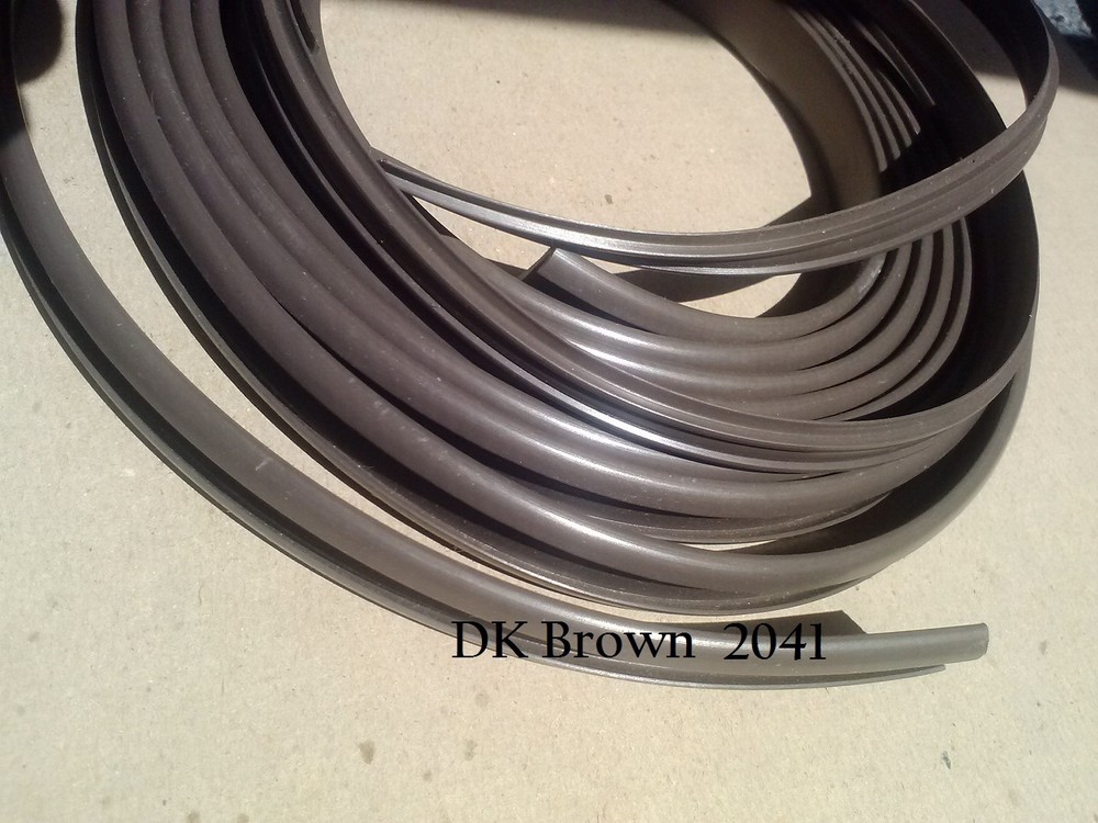 Convertible top wire-on trim wire-on plastic insert type