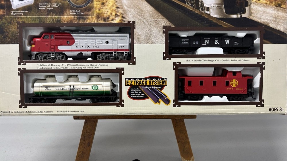 Bachmann Red Rock Express EZ Track System HO Scale Train Set (3 Extra Tracks)