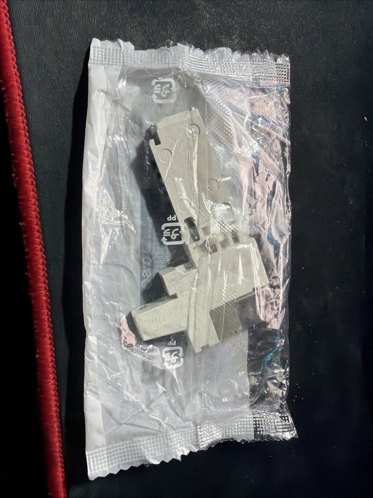 SMC VQ1101N-51 Solenoid Valve