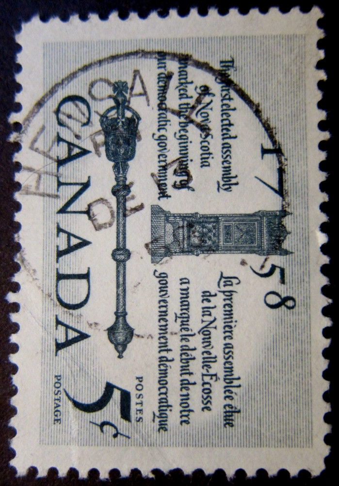 Canada #382 CDS Cancel Hensall, ON {ebhs152}