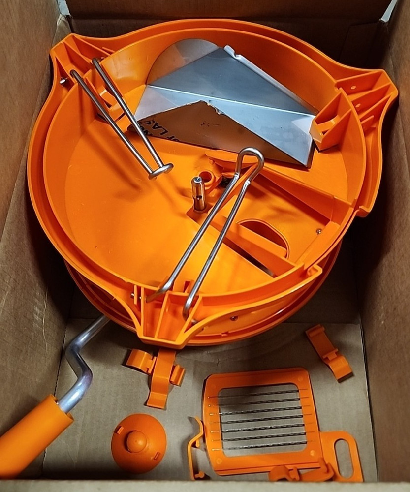 Dynamic CL003 Dynacube Vegetable Dicer 1/4" Missing Leg