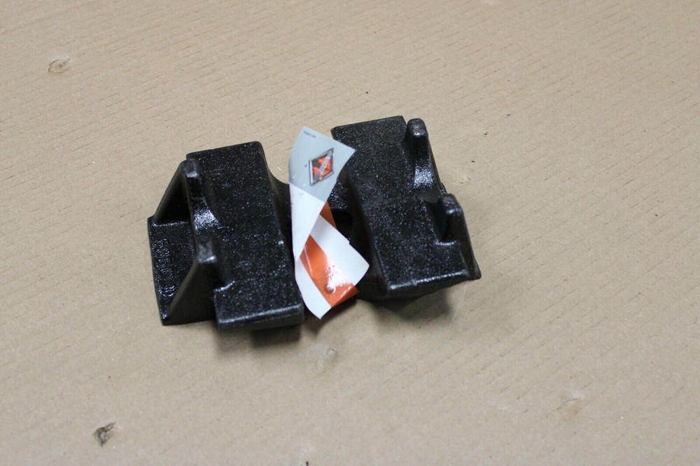 New International Seat Part# 3601585C3