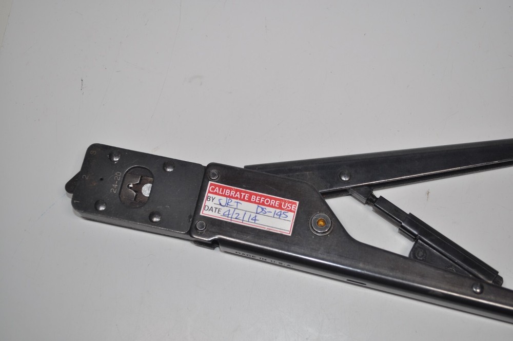 AMP 90331-1-B TYPE F CRIMPING TOOL / HAND CRIMPER - Missing Spring
