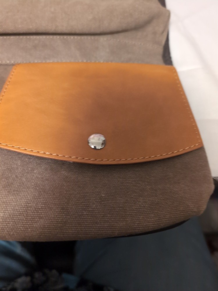 Vetelli Leather Toiletry Bag the Hanging Style