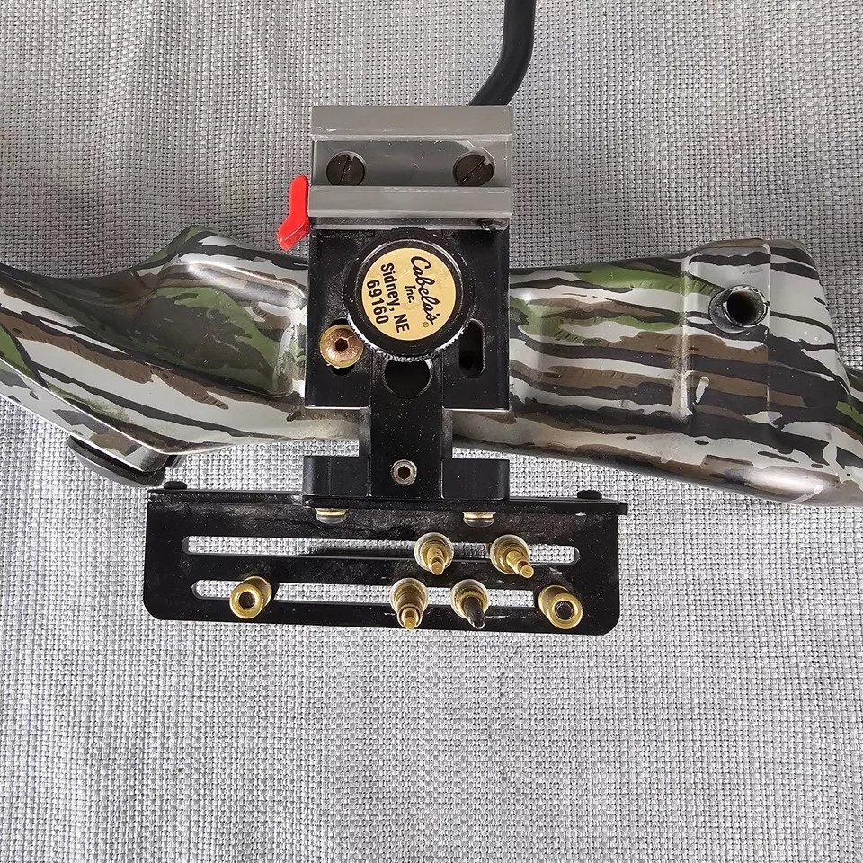Bear Archery Cabela's Mag Express 46lb 31" Draw Compound Bow - LH