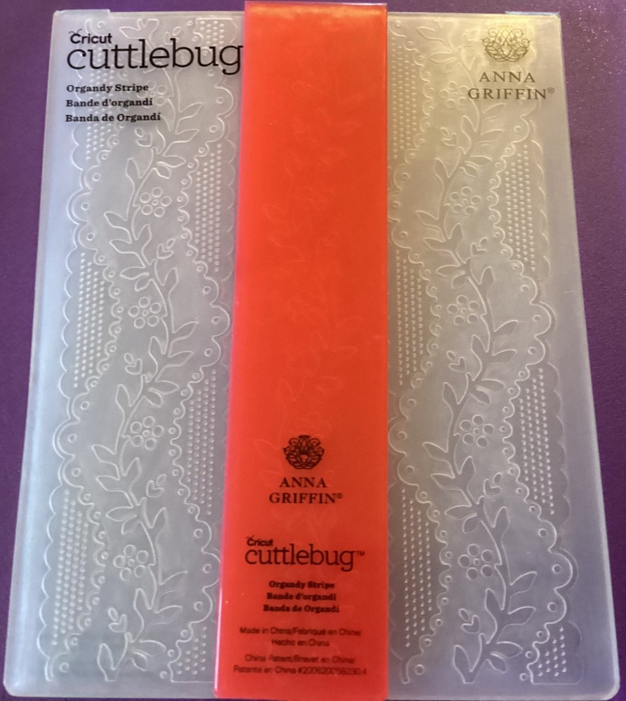 Anna Griffin Organdy Stripe Embossing Folder 4x6