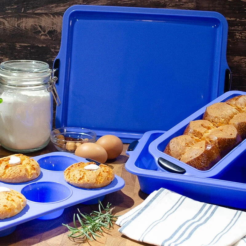 Robert Irvine 5-Piece Silicone Bakeware Set, Blue