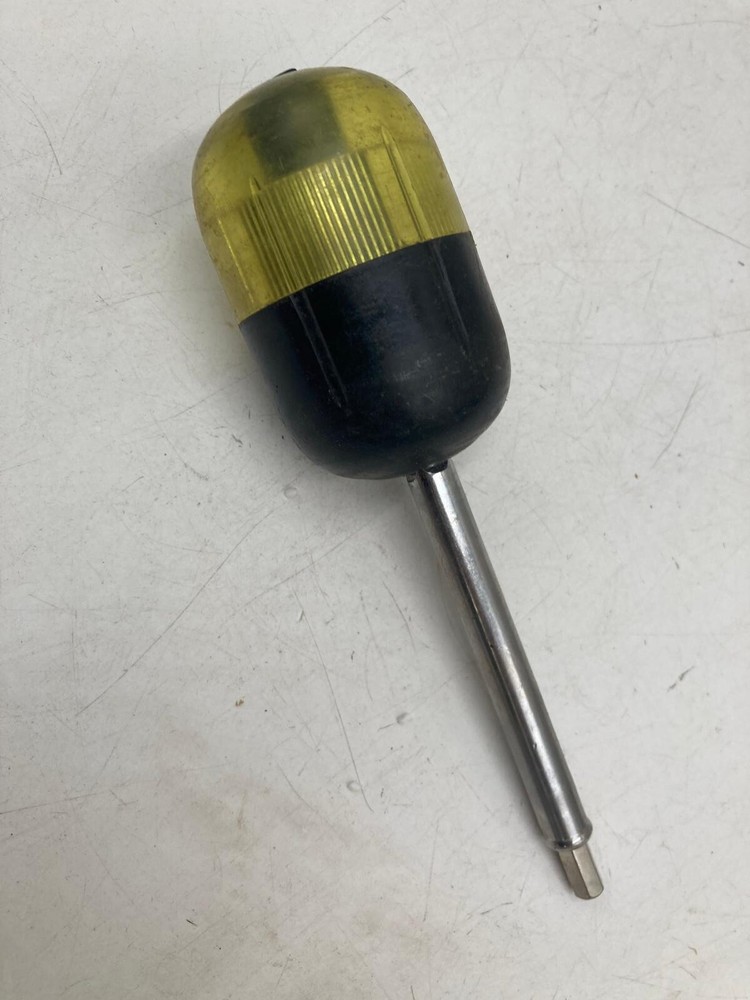 Vintage Ratcheting Screwdriver