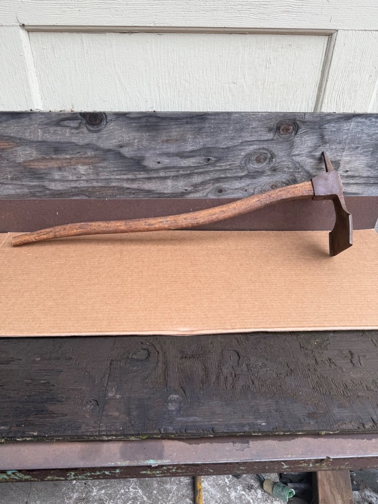 Vintage old lipped adze axe