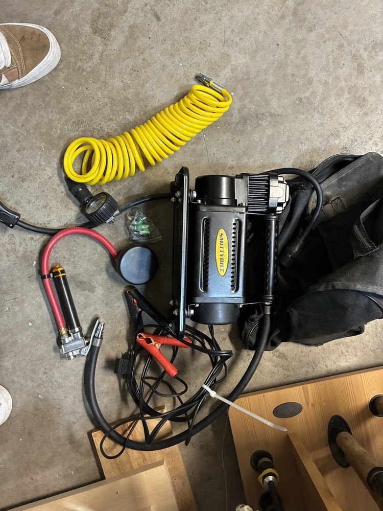 smittybilt air compressor Used Twice Practically New Still.