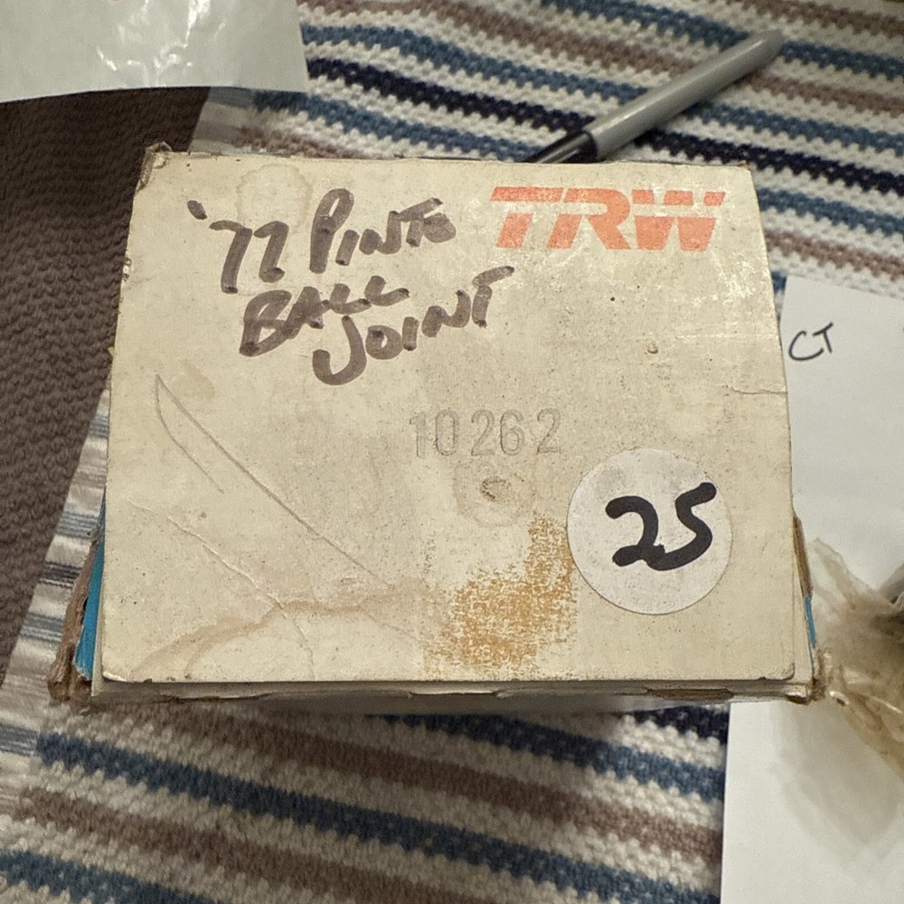 TRW 10262 BALL JOINT Pinto Ford