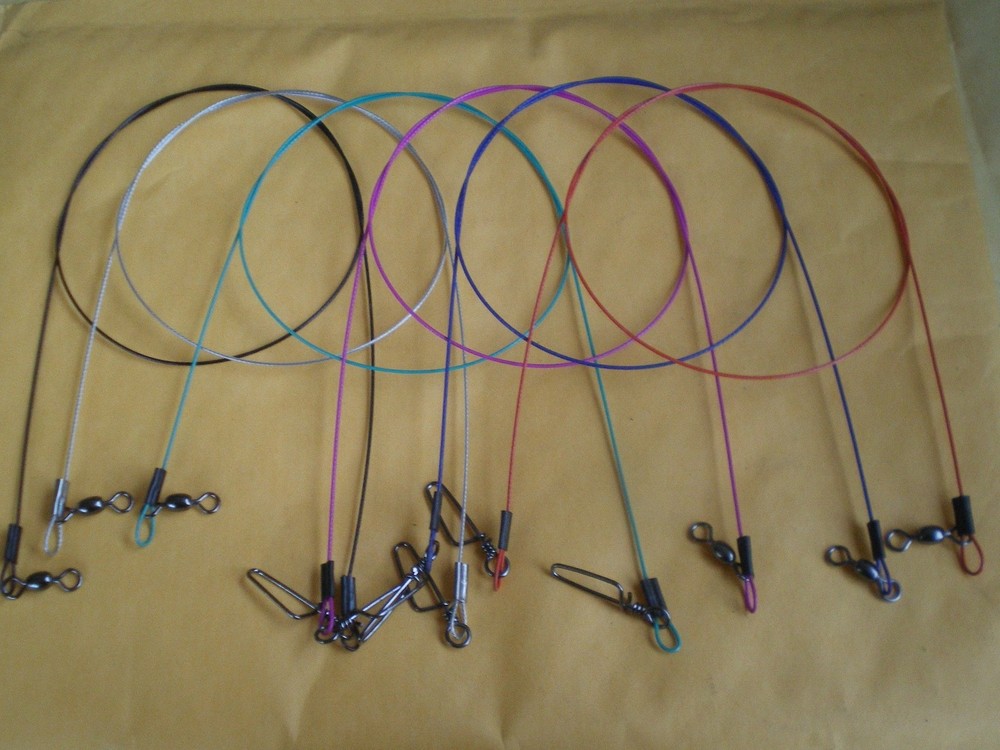 30 PCS S.S. WIRE SPINNER LEADER 12" 100 LBS TEST/COASTLOCK SNAP/MULTICOLOR PACK