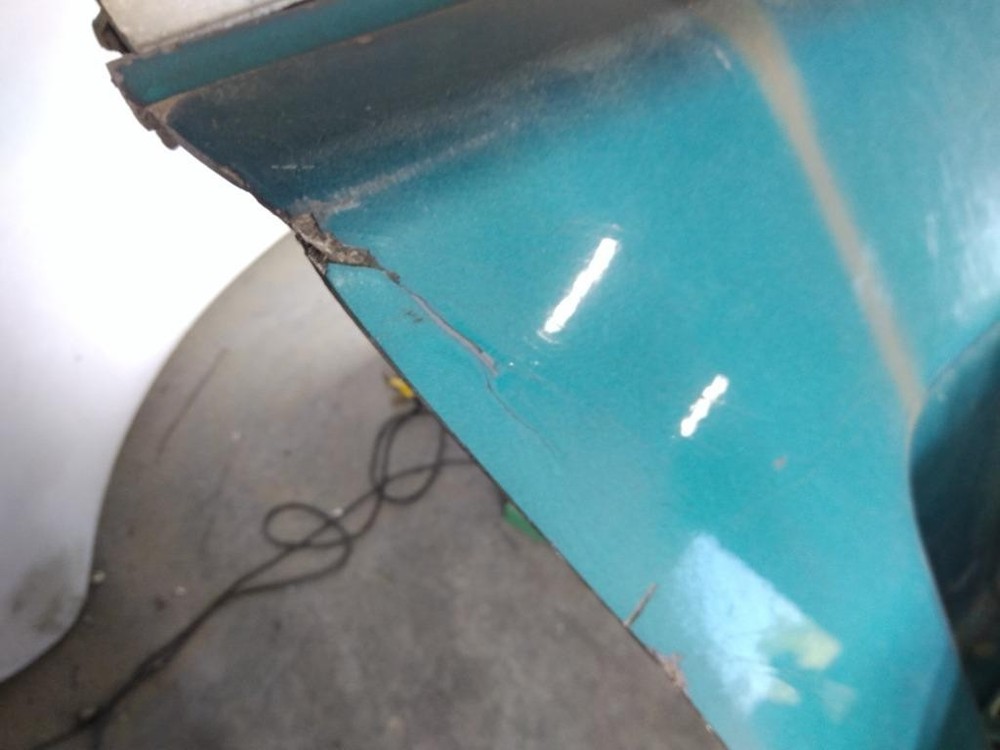 For 2000 VOLVO VNL SIDE FAIRING Left , GA