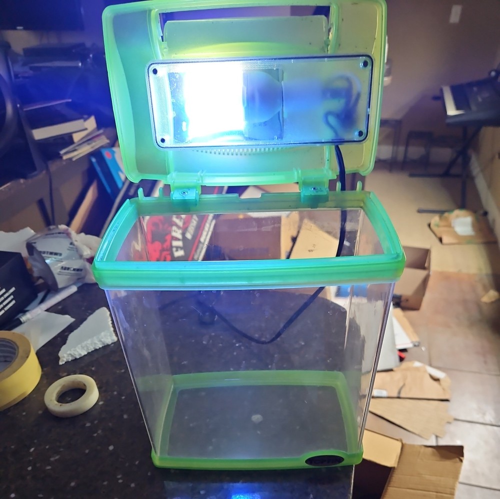 Topfin 1.2 Gallon Fish Tank