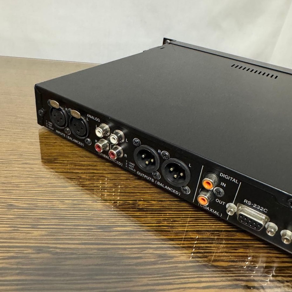 TASCAM SS-R200 Stereo Audio Recorder Only Main Unit All Function Tested