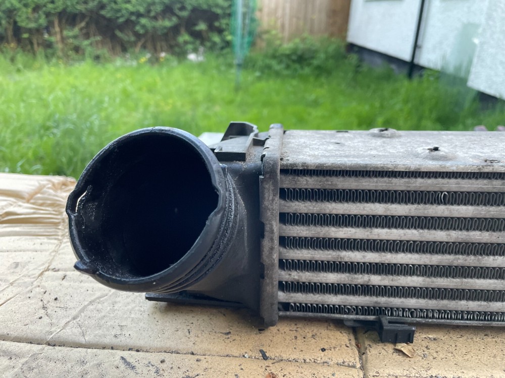 BMW 3 Series E81 E87 E90 E91 Charge Air Cooler Intercooler Radiator 7524916