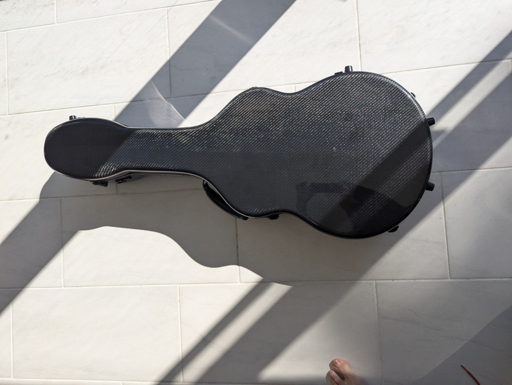 2013 Connor classical guitar Spruce