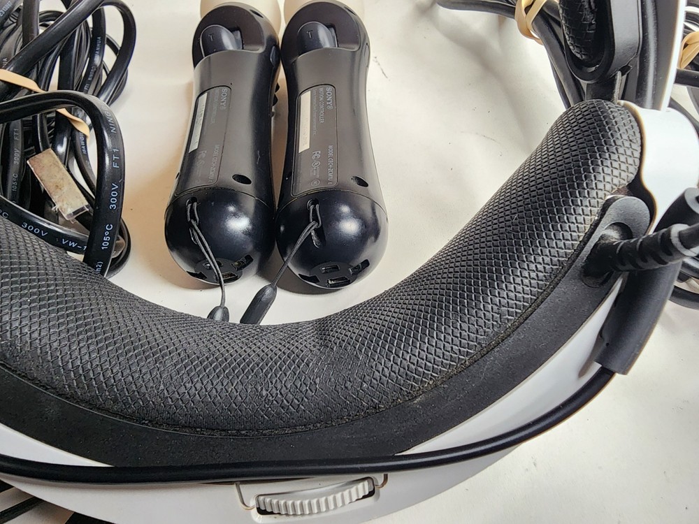 Sony Original PlayStation VR Processor CUH-ZVR2 PS4 VR Headset