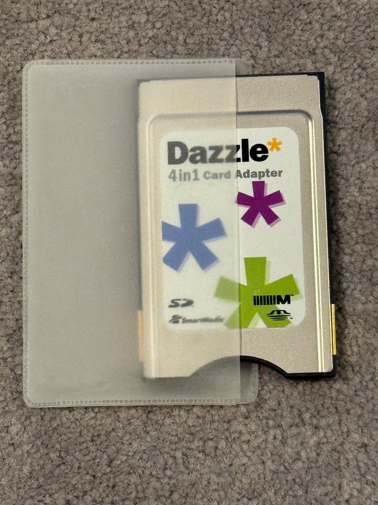Dazzle 4-in-1 Digital Media Card Adapter