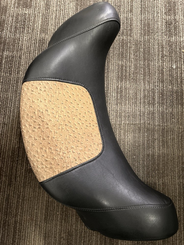 Harley Davidson Ultra FLHTCU Backrest custom inlay