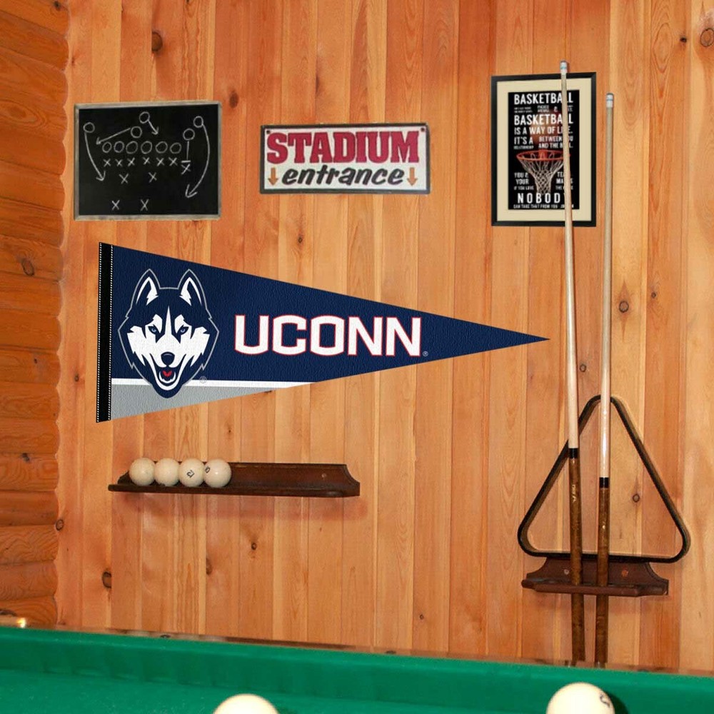 UConn 12x30 Felt Pennant