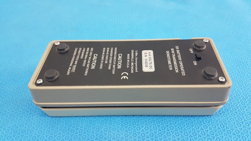X-Rite 331 Transmission Densitometer – Battery Operated Precision Measuring Devi