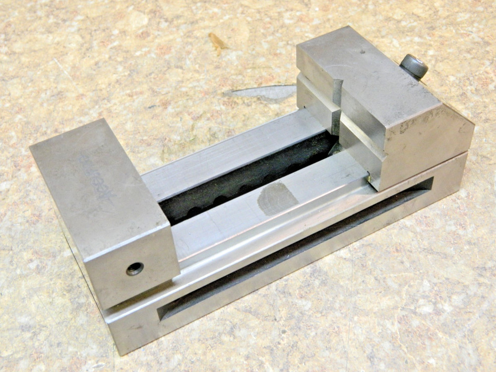 ACCUPRO  5720-30   Tool Makers Vise