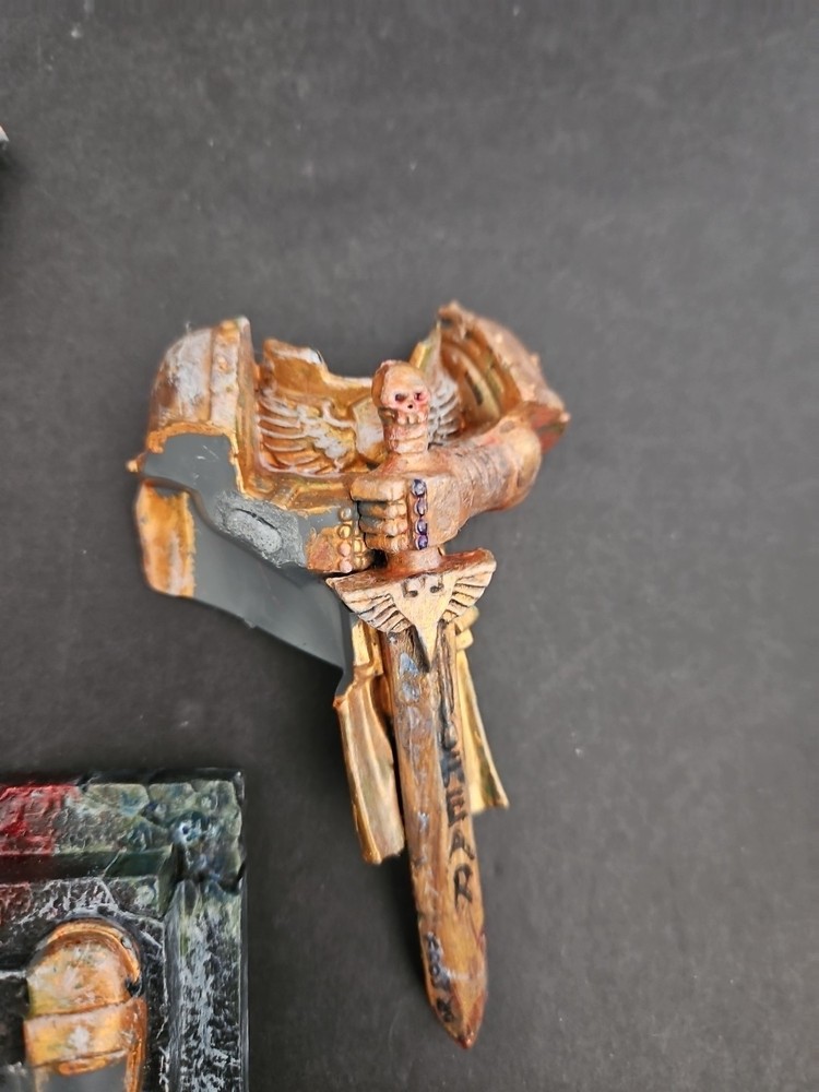 Warhammer 40k Honored Imperium Statue Terrain Needs Work See Photos