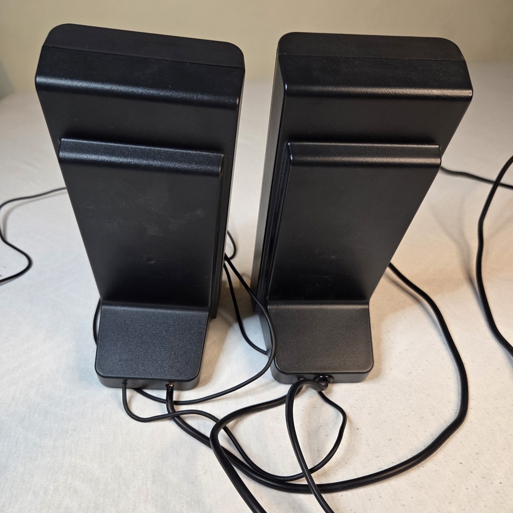 Logitech PID A149 Computer Desk Speakers- Great Sound- Wired