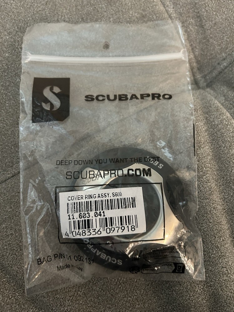 Scubapro s600 2nd stage cap/ cover