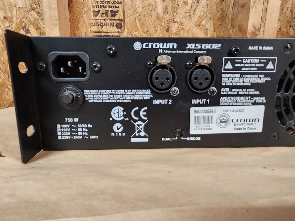 Used Crown XLS 602 Power Amplifier Powers up Rack Mount