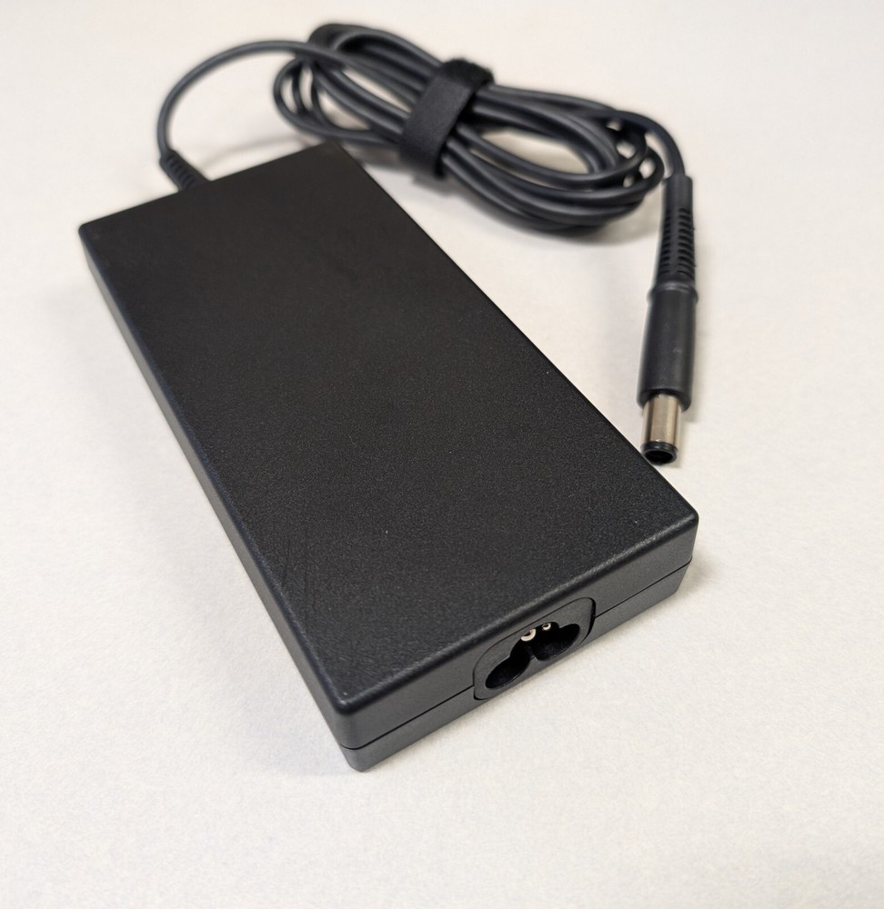 Plugable Replacement Power Adapter for the Plugable UD-3900PDZ Docking Station