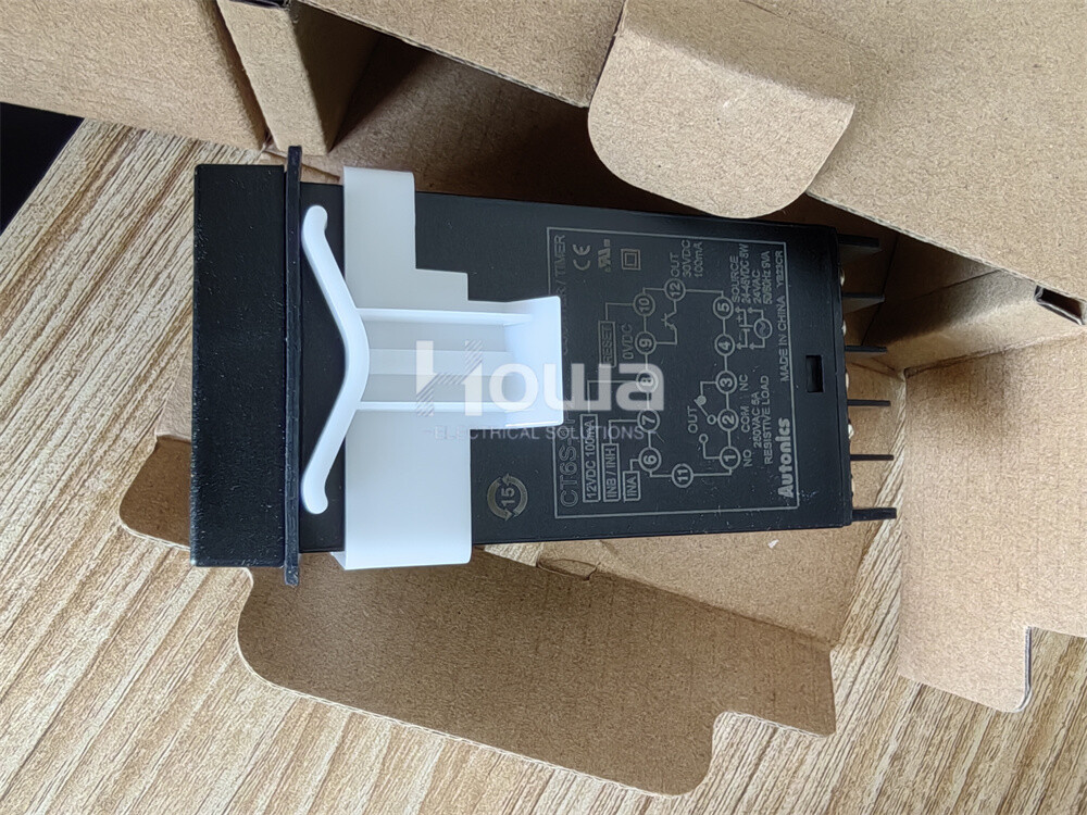 Autonics CT6S-1P2 Counters Standard type New 1PCS #