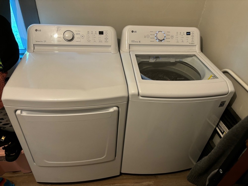 Good condition white LG washer and dryer set