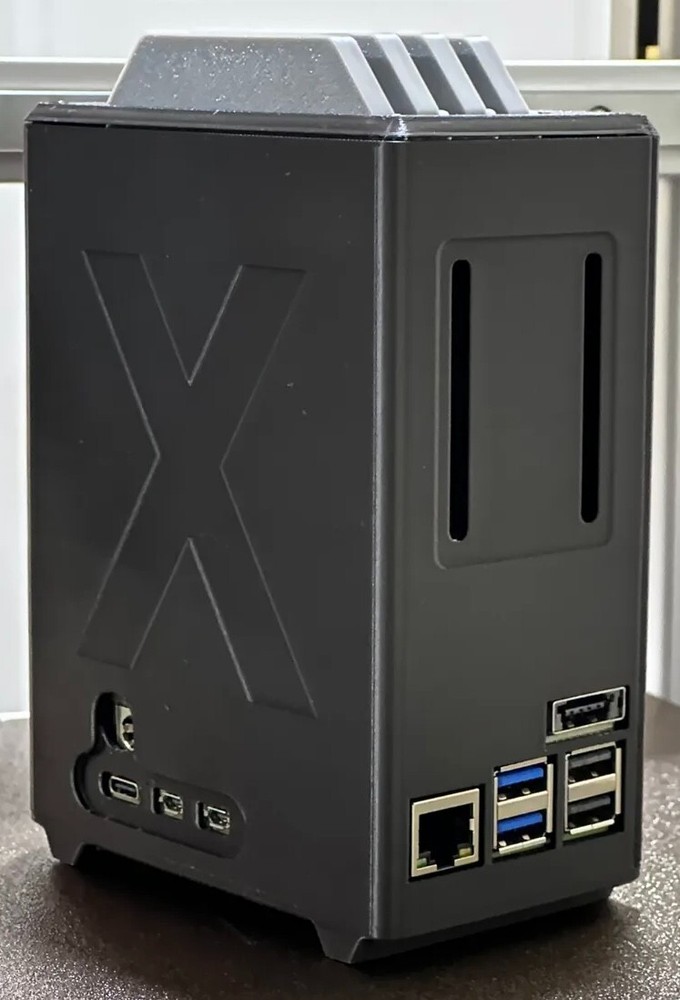 Raspberry pie 5 NAS enclosure case X