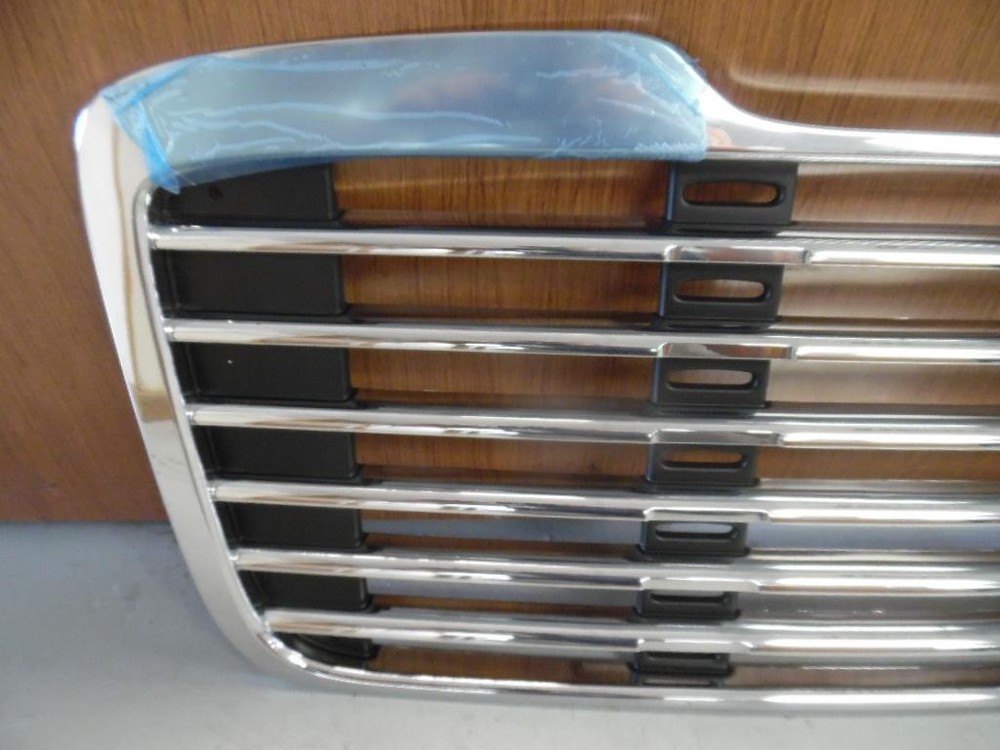 For FREIGHTLINER GRILLE , MN