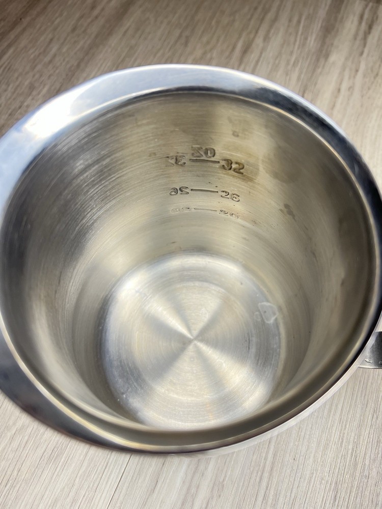 Expresso Milk Pitcher 40 Oz. Capacity Engraved Measuring Scale