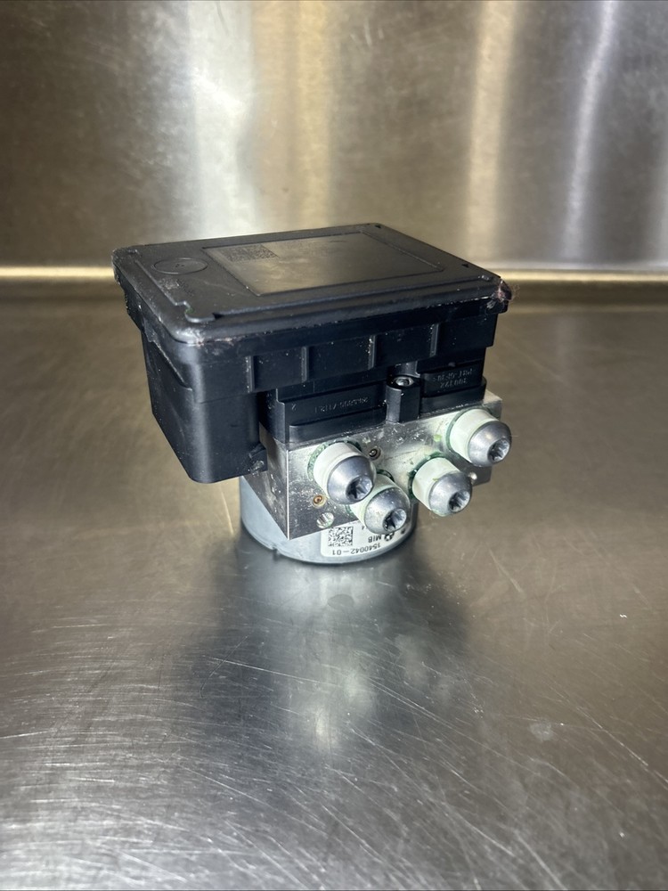 2021 BMW S1000R ABS pump control unit module #423