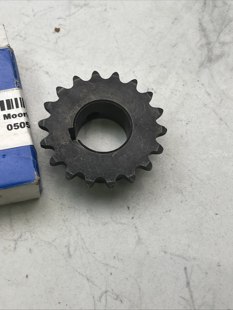 Martin 35BS18HT 1 Sabertooth Sprocket