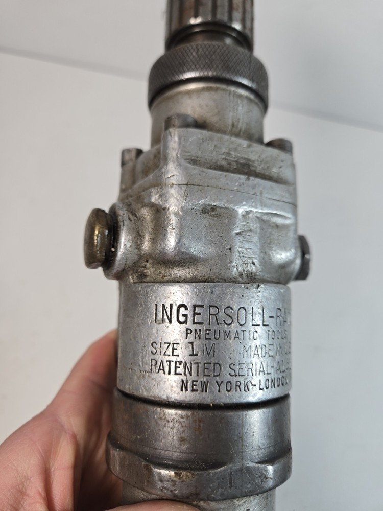 INGERSOLL RAND SIZE 1M PNEUMATIC DRILL