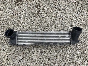 BMW E90,91.92,93 335DINTERCOOLER 7800682 GENUINE