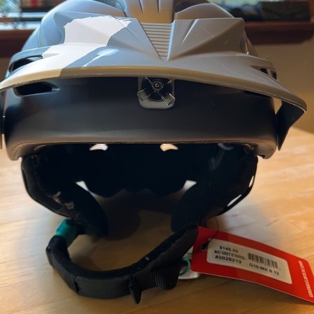 Ski Helmet Ladies Small adjustable Strap With Tags