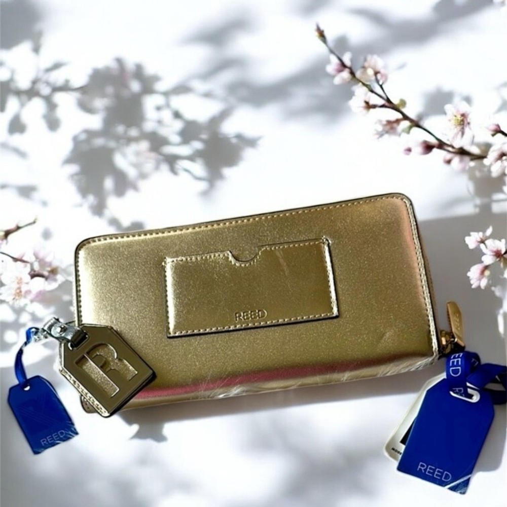 Reed Gold Wallet And Initials R Keychain