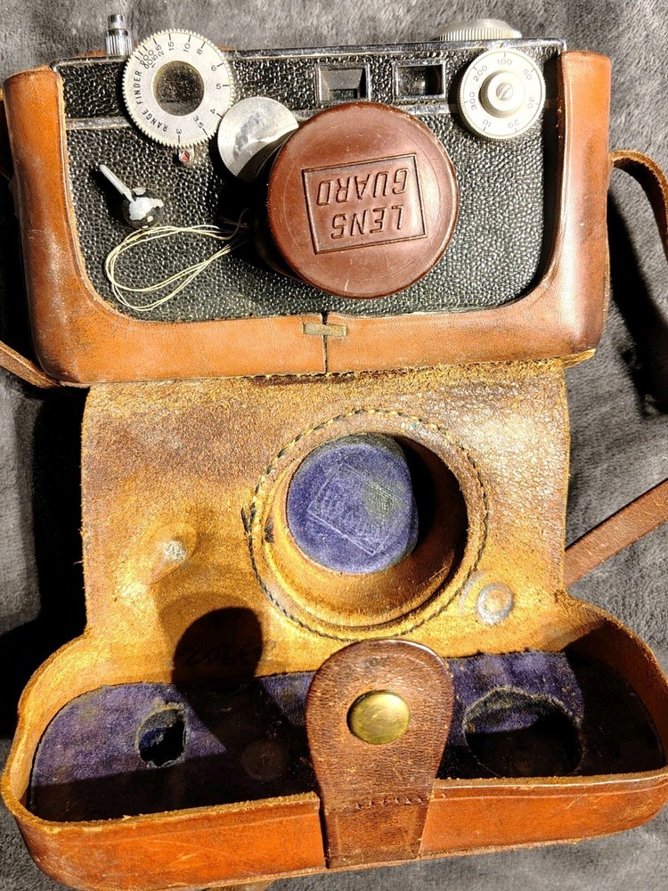 Vintage Argus Camera & Carrying Case 14226