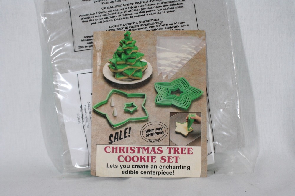 BANDWAGON INC CHRISTMAS TREE COOKIE SET 10 STAR SHAPE PIECES STACK AS A TREE NEW