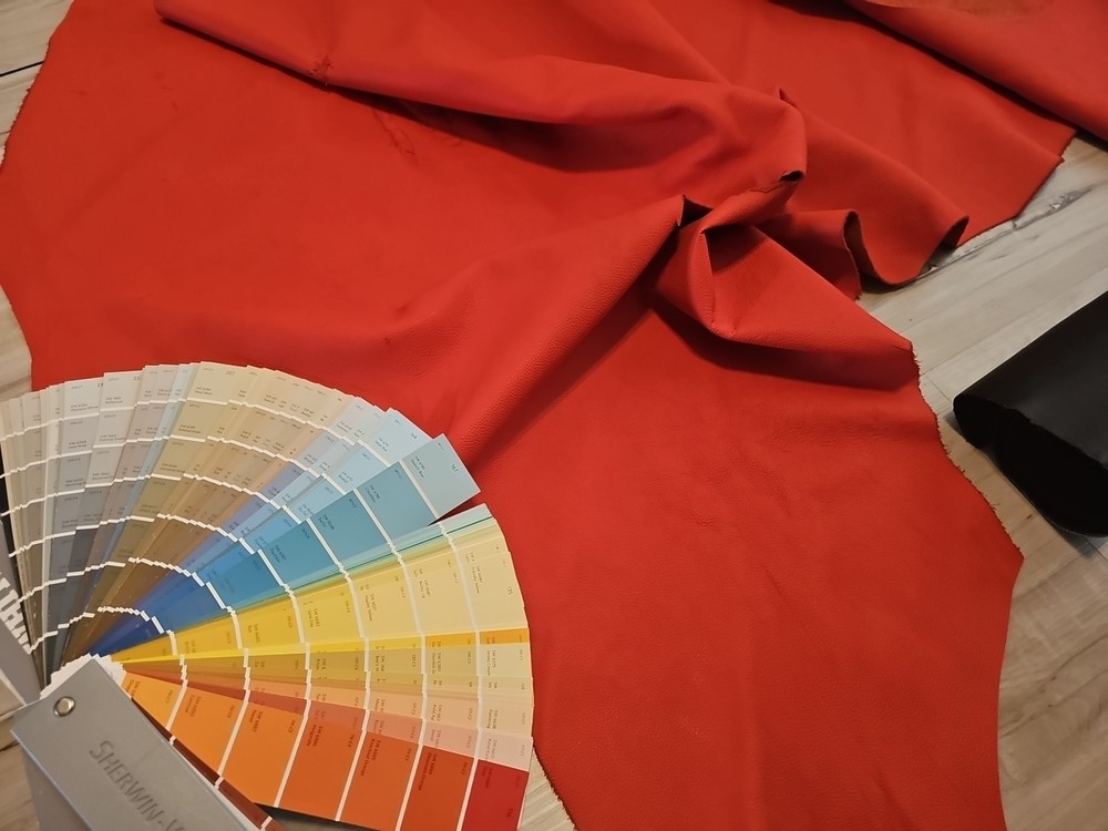4-5oz STOP RED LEATHER HIDE MATTE MEDIUM SOFT SIDE SHEET,PANEL 12X12-X24 23+sqf