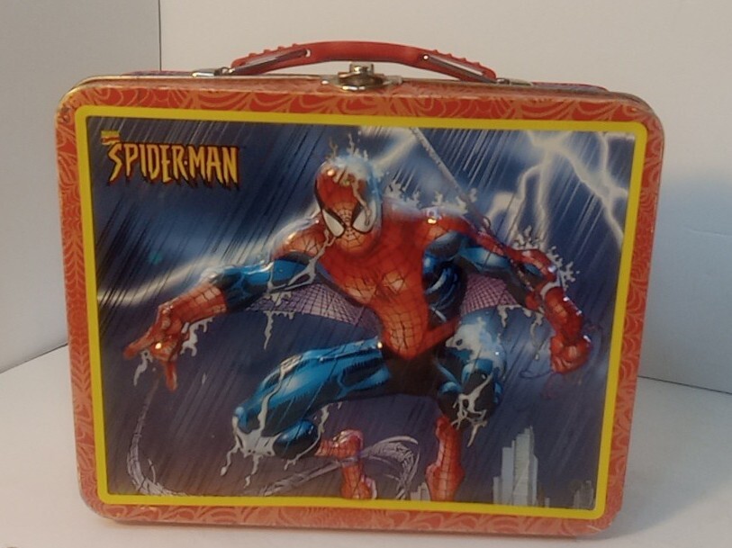 2000 Spiderman 3D Lunch Box Working Clasp by the Tin Box Company