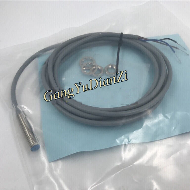 1 Pc. New proximity switch sensor DW-AD-623-M8-122