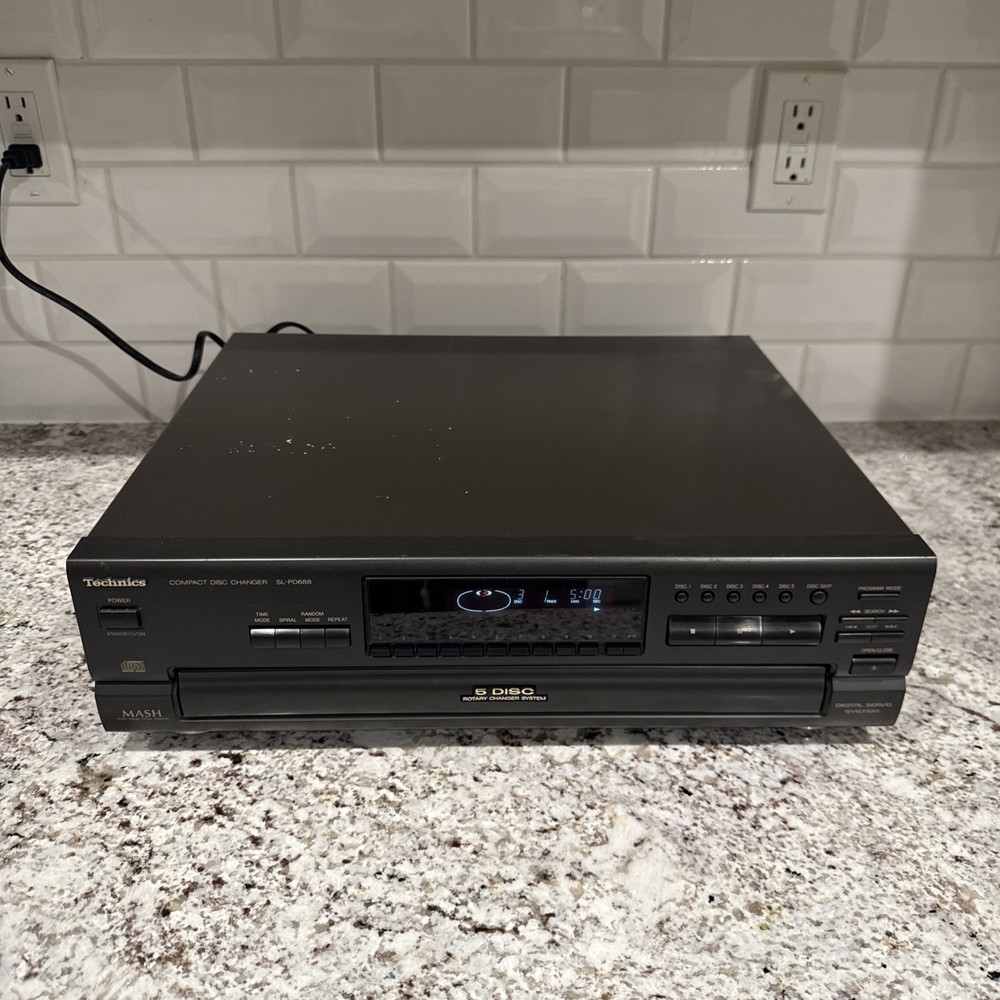 Technics SL-PD687 5 Disc Carousel CD Changer-No Remote-1995-Tested/Working