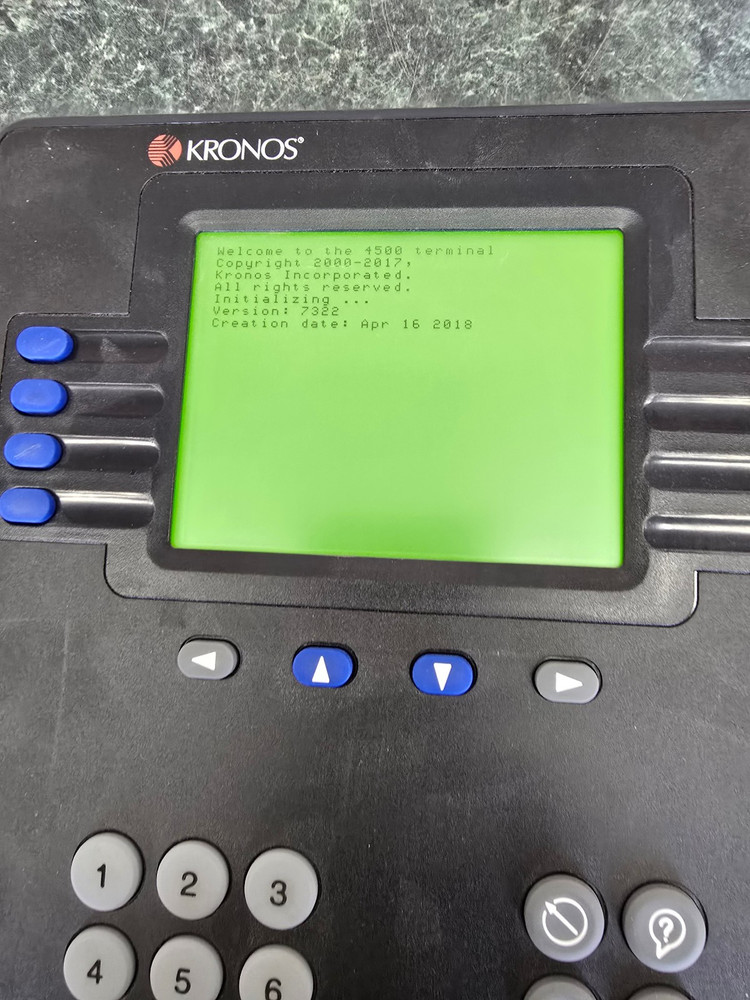 4500 Time Clock System Kronos Series System - Small Crack